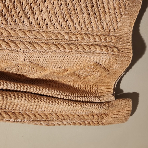 ❤️ J CREW HAND KNIT CABLE KNIT SWEATER, SMALL - Picture 4 of 7